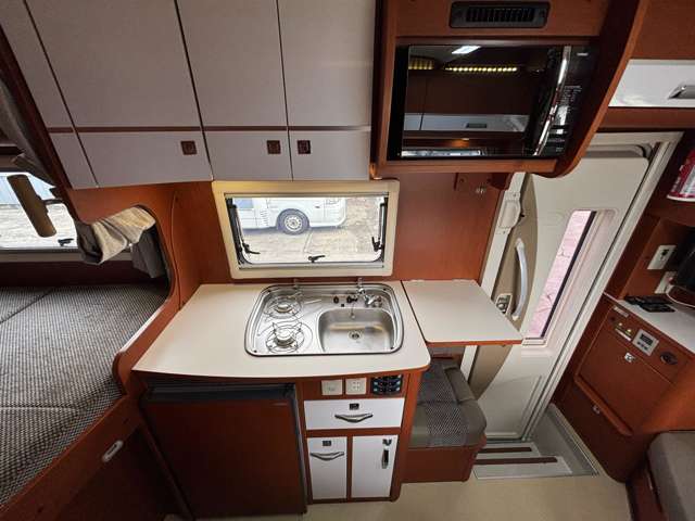 トヨタ カムロード ナッツＲＶ R2年 (関東) 99