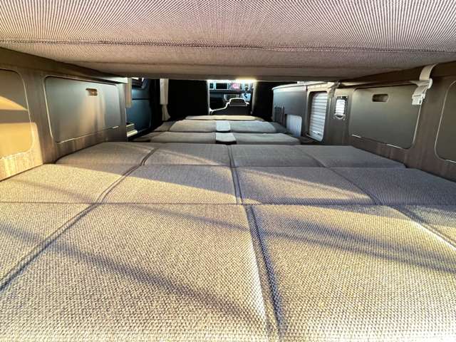 トヨタ ハイエースバン ホワイトハウス R2年 (関東) 99