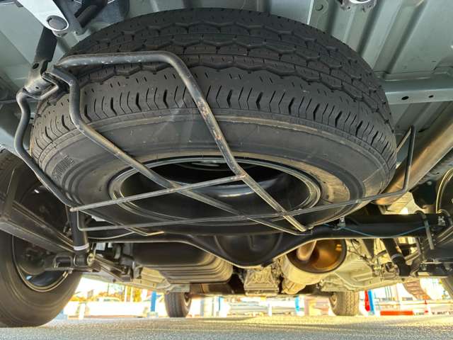 トヨタ ハイエースバン ホワイトハウス R2年 (関東) 99