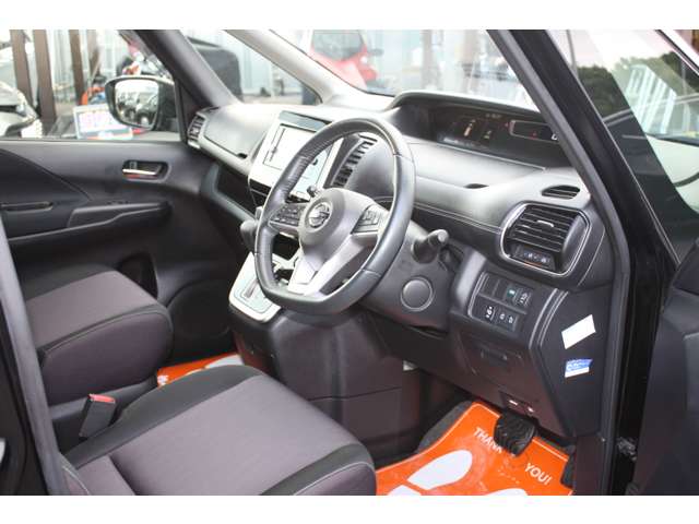 日産 セレナ ２．０ ハイウェイスター Ｖセレクション H29年 (関東) 99
