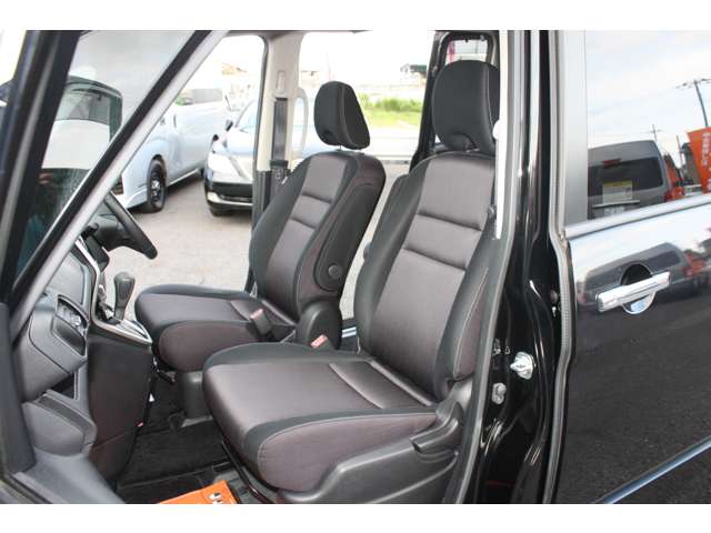 日産 セレナ ２．０ ハイウェイスター Ｖセレクション H29年 (関東) 99