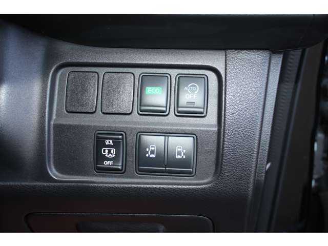 日産 セレナ ２．０ ハイウェイスター Ｖセレクション H29年 (関東) 99