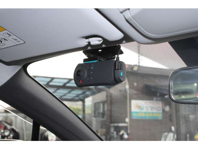トヨタ プリウスＰＨＶ １．８ Ｓ ＧＲ スポーツ R4年 (関東) 99