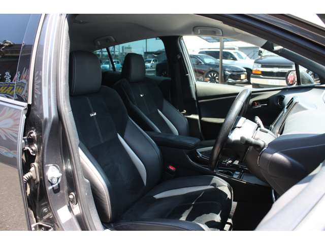 トヨタ プリウスＰＨＶ １．８ Ｓ ＧＲ スポーツ R1年 (関東) 99