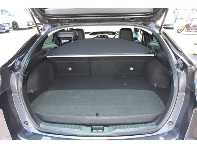 トヨタ プリウスＰＨＶ １．８ Ｓ ＧＲ スポーツ R1年 (関東) 99