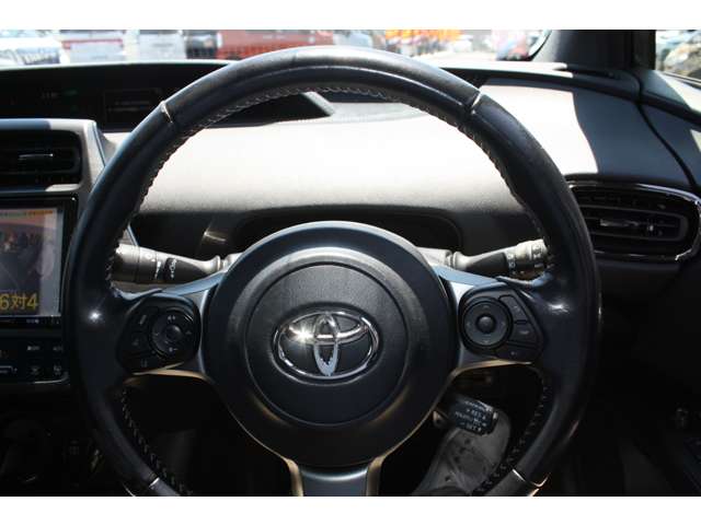 トヨタ プリウスＰＨＶ １．８ Ｓ ＧＲ スポーツ R1年 (関東) 99