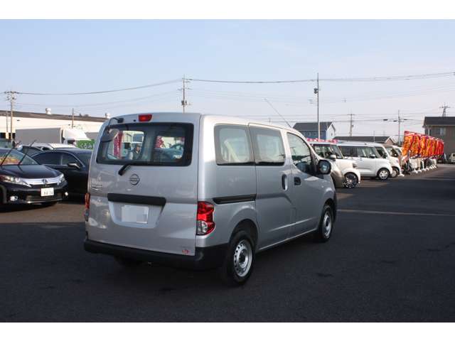 日産 ＮＶ２００バネットバン １．６ ＤＸ R3年 (関東) 99