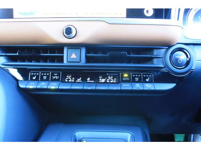 トヨタ クラウン　クロスオーバー　ハイブリッド ２．４ ＲＳ アドバンスト Ｅ－ＦＯＵＲ ＡＤＶＡＮＣＥＤ ４ＷＤ R4年 (関東) 99