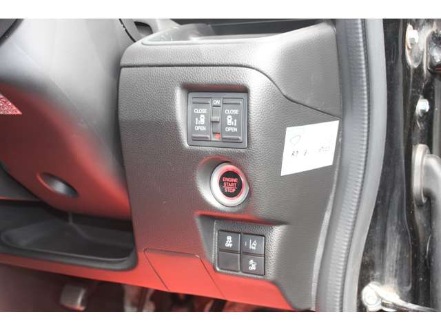 ホンダ Ｎ　ＢＯＸ カスタム ６６０ Ｇ Ｌ ホンダセンシング R1年 (関東) 99