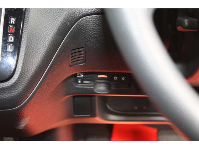 ホンダ Ｎ　ＢＯＸ カスタム ６６０ Ｇ Ｌ ホンダセンシング R1年 (関東) 99