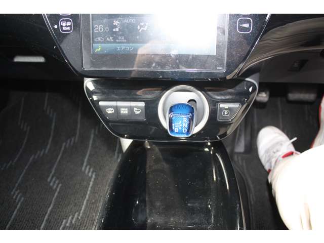 トヨタ プリウスＰＨＶ １．８ Ａ ユーティリティ プラス H30年 (関東) 99