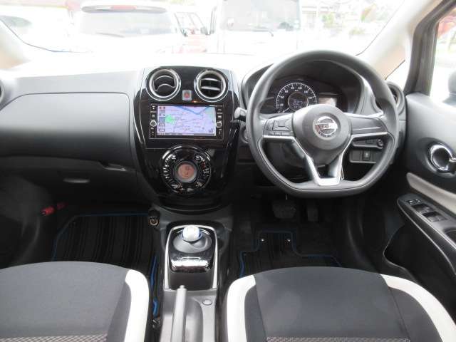 日産 ノート １．２ Ｅ－ＰＯＷＥＲ Ｘ R1年 (関東) 99