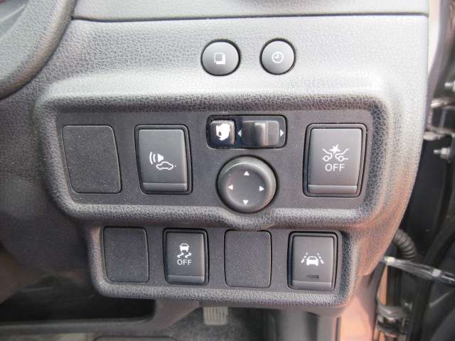日産 ノート １．２ Ｅ－ＰＯＷＥＲ Ｘ R1年 (関東) 99