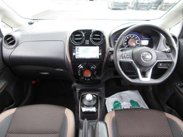 日産 ノート １．２ Ｅ－ＰＯＷＥＲ メダリスト H29年 (関東) 99