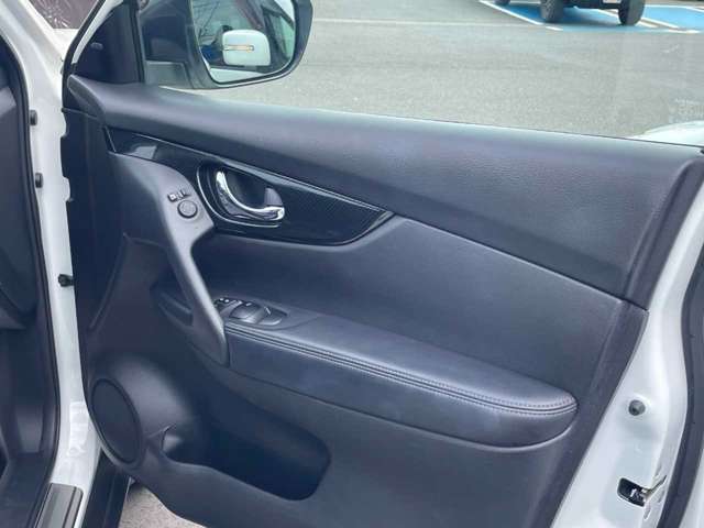 日産 エクストレイル ２．０ ２０ＸＩ ２列車 ４ＷＤ H30年 (関東) 99