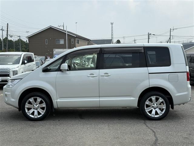 三菱 デリカ　Ｄ：５ ２．２ Ｄ パワーパッケージ ディーゼルターボ ４ＷＤ H30年 (関東) 99