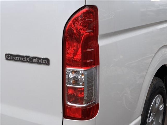 トヨタ ハイエースワゴン ２．７ グランドキャビン ４ＷＤ R6年 (関東) 99