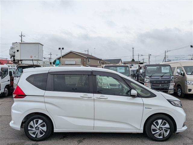 ホンダ フリード＋　ハイブリッド １．５ ハイブリッド Ｇ ホンダセンシング R2年 (関東) 99