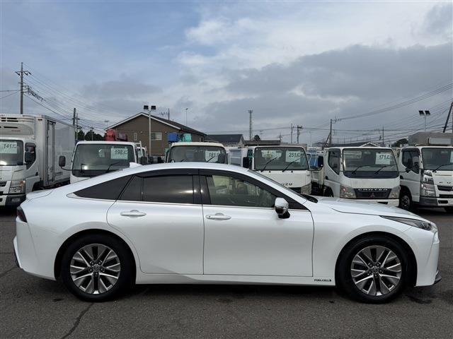 トヨタ ＭＩＲＡＩ Ｚ R3年 (関東) 99