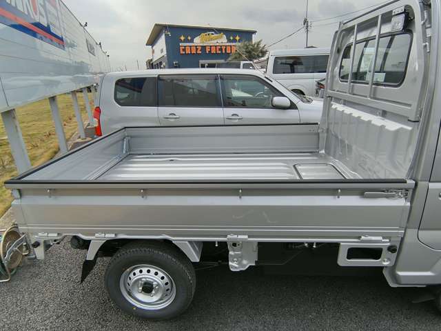 スズキ キャリイトラック ６６０ ＫＣ農繁 ３方開 ４ＷＤ R8年 (関東) 99