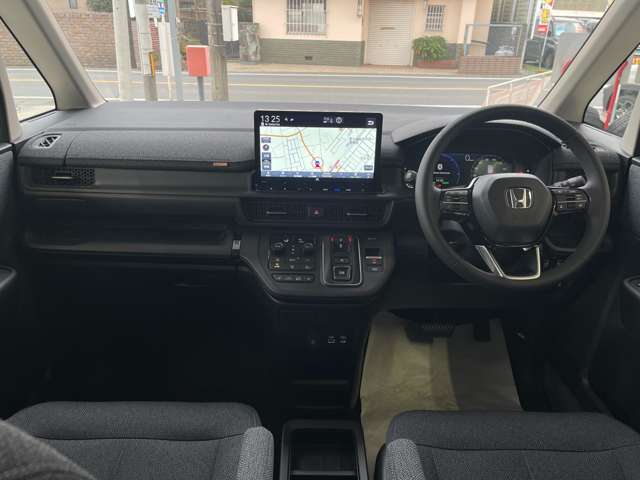 ホンダ ステップワゴン　ハイブリッド ２．０ Ｅ：ＨＥＶ エアー ＥＸ R8年 (関東) 99