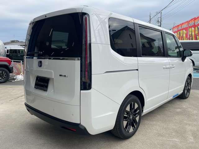 ホンダ ステップワゴン　ハイブリッド ２．０ Ｅ：ＨＥＶ エアー ＥＸ R8年 (関東) 99