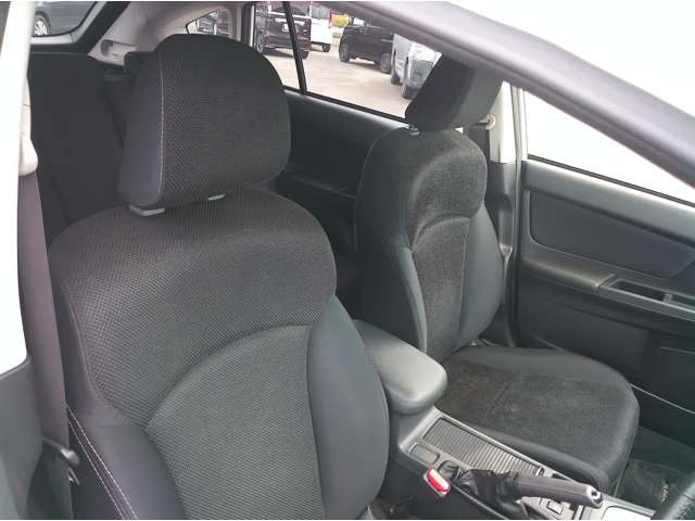 スバル インプレッサＸＶ ２．０Ｉ－Ｌ アイサイト ４ＷＤ H25年 (関東) 99