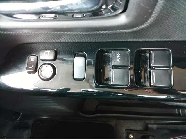 スズキ スペーシア ６６０ カスタム ハイブリッド ＸＳ H30年 (関東) 99