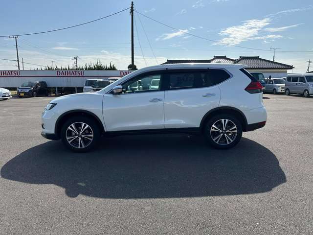 日産 エクストレイル ２．０ ２０ＸＩ ２列車 ４ＷＤ H30年 (関東) 99