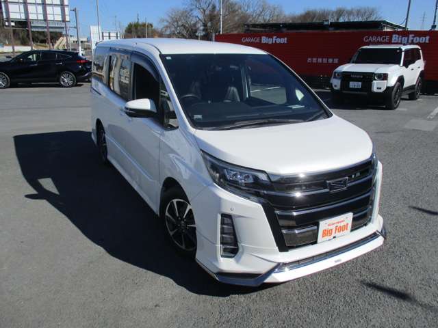 トヨタ ノア ２．０ ＳＩ H29年 (関東) 99