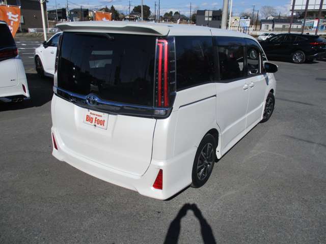 トヨタ ノア ２．０ ＳＩ H29年 (関東) 99