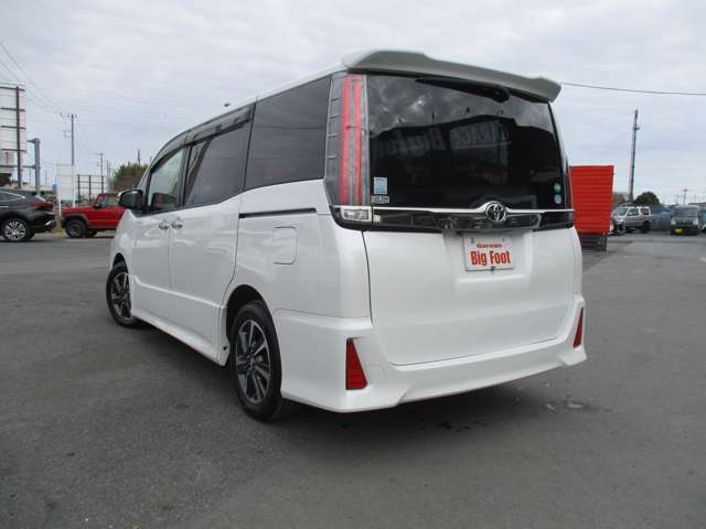 トヨタ ノア ２．０ ＳＩ ＷＸＢ H30年 (関東) 99