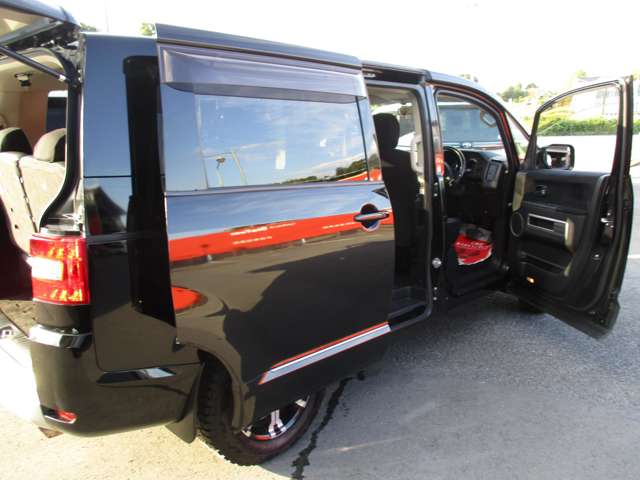 三菱 デリカ　Ｄ：５ ２．２ Ｄ パワーパッケージ ディーゼルターボ ４ＷＤ H27年 (関東) 99