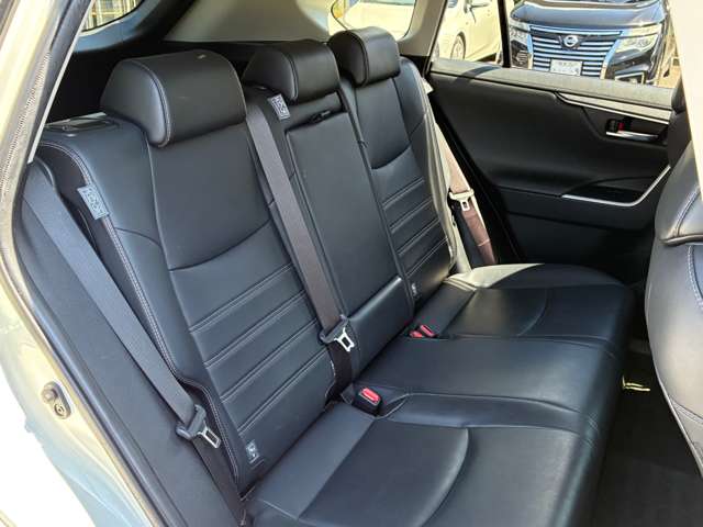 トヨタ ＲＡＶ４ ２．０ Ｇ Ｚパッケージ ４ＷＤ R1年 (九州・沖縄) 99