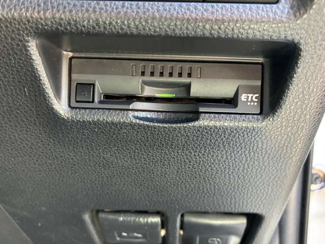 トヨタ ＲＡＶ４ ２．０ Ｇ Ｚパッケージ ４ＷＤ R1年 (九州・沖縄) 99