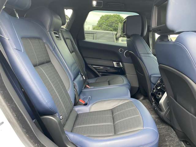 ランドローバー レンジローバー オートバイオグラフィ ダイナミック （３．０リッター） ４ＷＤ R1年 (九州・沖縄) 99