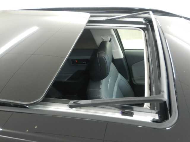 トヨタ ＲＡＶ４ ２．５ Ｚ Ｅ－ＦＯＵＲ ４ＷＤ R8年 (九州・沖縄) 99