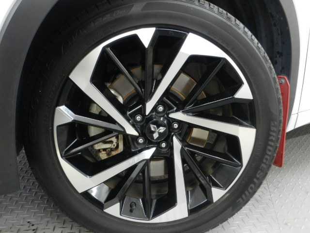三菱 アウトランダーＰＨＥＶ ＰＨＥＶ ２．４ Ｐ ４ＷＤ R5年 (九州・沖縄) 99
