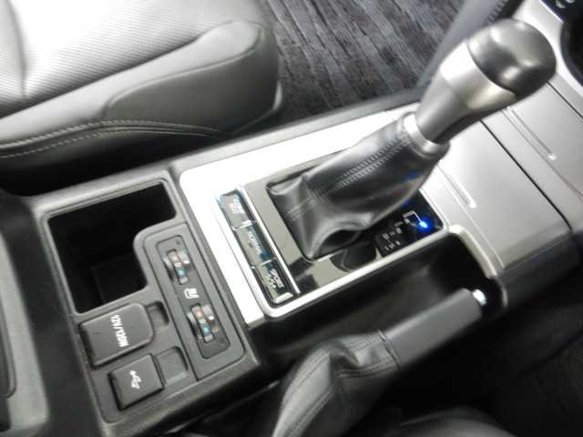 トヨタ ランドクルーザープラド ２．８ ＴＺ－Ｇ ディーゼルターボ ４ＷＤ R4年 (九州・沖縄) 99