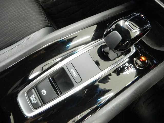 ホンダ ヴェゼル １．５ ハイブリッド Ｚ ホンダセンシング R2年 (九州・沖縄) 99