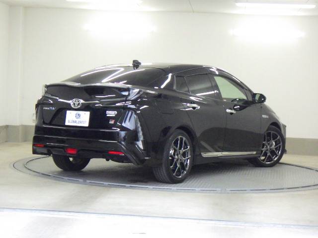 トヨタ プリウスＰＨＶ １．８ Ｓ ＧＲ スポーツ R3年 (九州・沖縄) 99