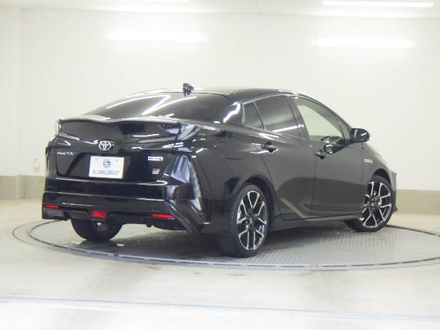 トヨタ プリウスＰＨＶ １．８ Ｓ ＧＲ スポーツ R3年 (九州・沖縄) 99