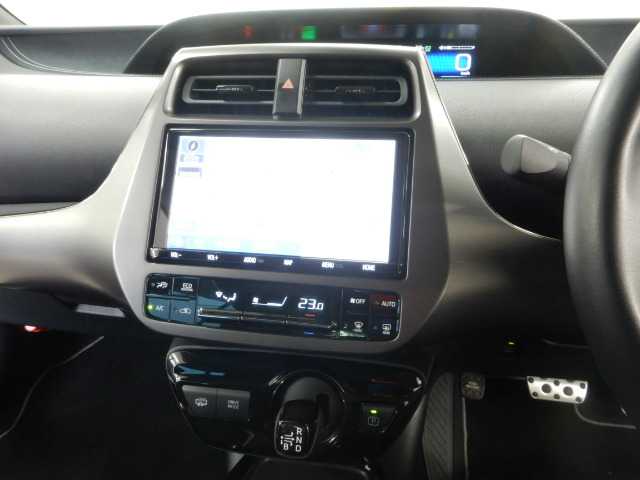 トヨタ プリウスＰＨＶ １．８ Ｓ ＧＲ スポーツ R3年 (九州・沖縄) 99