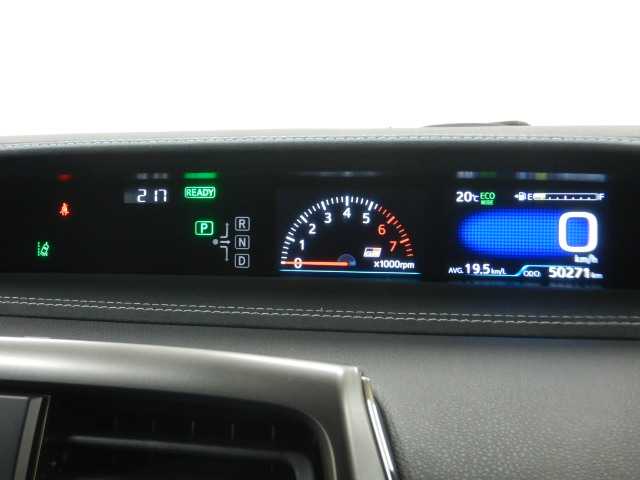 トヨタ プリウスＰＨＶ １．８ Ｓ ＧＲ スポーツ R3年 (九州・沖縄) 99