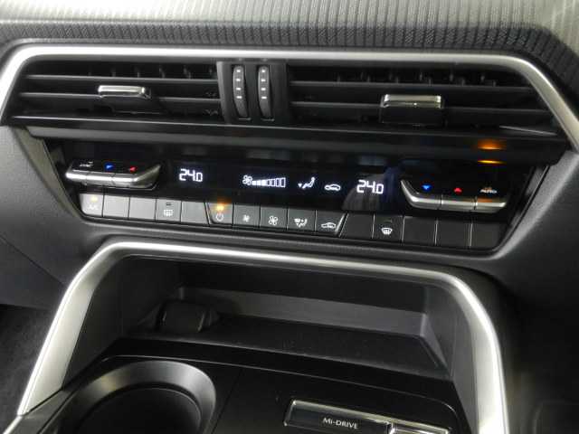 マツダ ＣＸ−６０ ３．３ ＸＤ ディーゼルターボ R5年 (九州・沖縄) 99