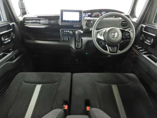 ホンダ Ｎ　ＢＯＸ カスタム ６６０ Ｌ R3年 (九州・沖縄) 99