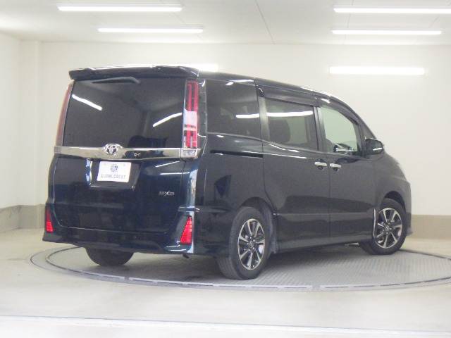 トヨタ ノア ２．０ ＳＩ ＷＸＢＩＩＩ R3年 (九州・沖縄) 99