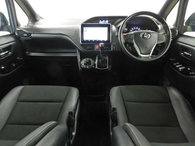 トヨタ ノア ２．０ ＳＩ ＷＸＢＩＩＩ R3年 (九州・沖縄) 99