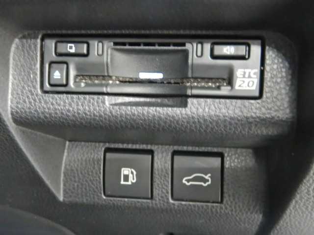 トヨタ クラウン　クロスオーバー　ハイブリッド ２．４ ＲＳ Ｅ－ＦＯＵＲ ＡＤＶＡＮＣＥＤ ４ＷＤ R5年 (九州・沖縄) 99