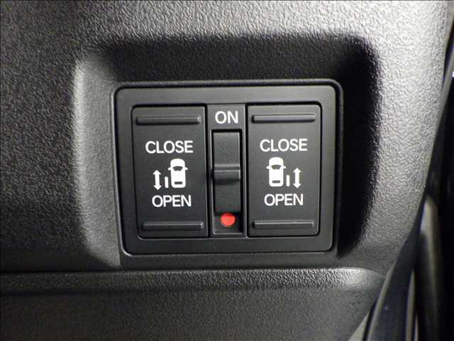 ホンダ Ｎ　ＢＯＸ カスタム ６６０ R6年 (九州・沖縄) 99